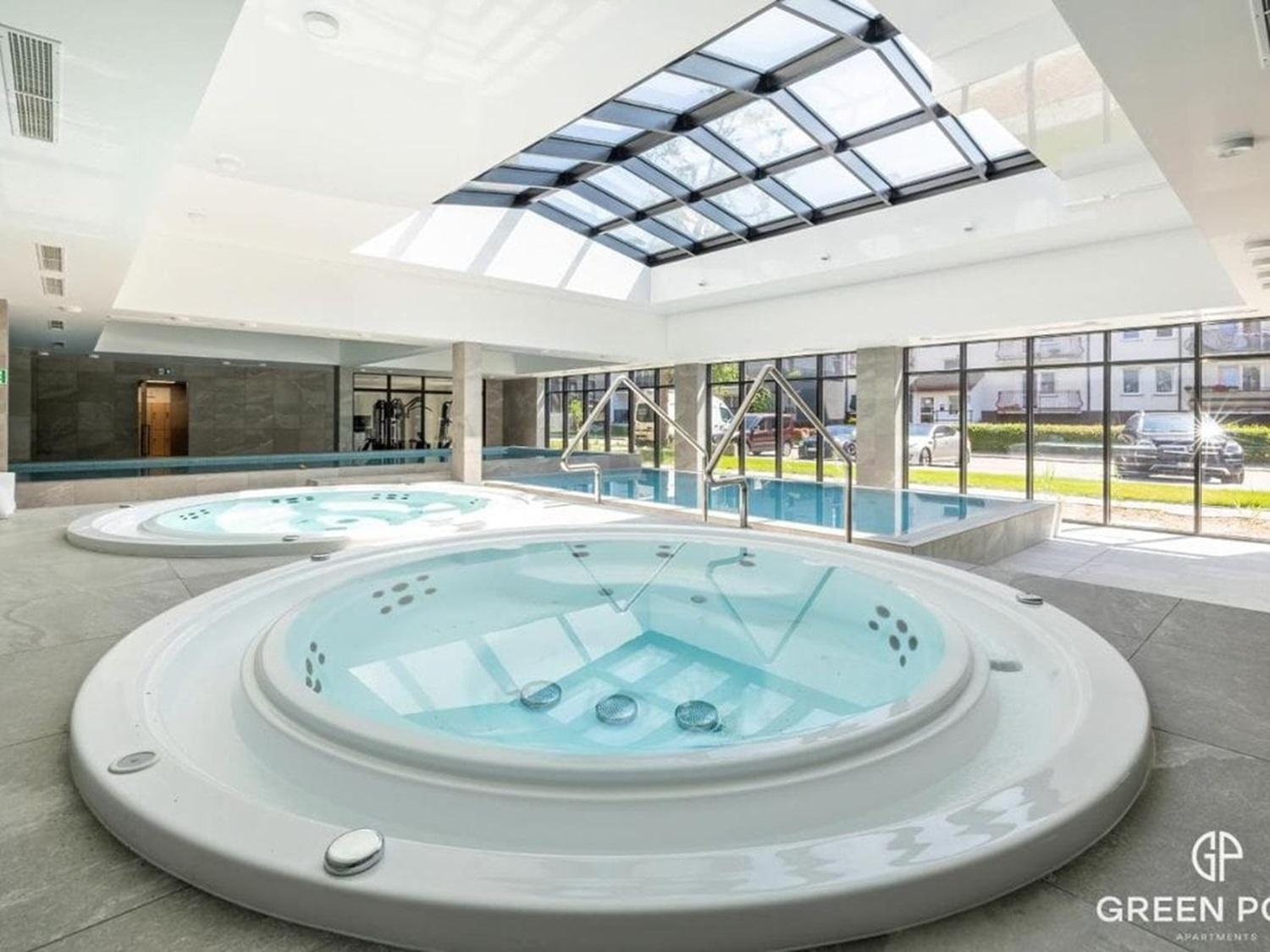 Port Basen & Jacuzzi Kołobrzeg